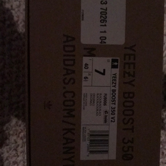 Adidas Yeezy 350 Boost Black 7 - Picture 5 of 5
